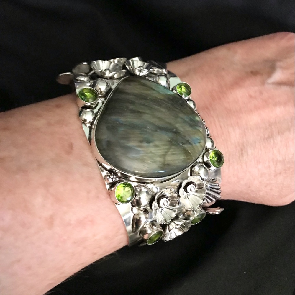 Labradorite Peridot Stamped Solid 925 Sterling Silver Cuff Bracelet